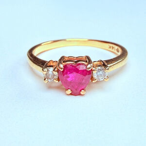 14K Solid Yellow Gold Red Genuine Ruby Heart & Diamond Vintage Ring